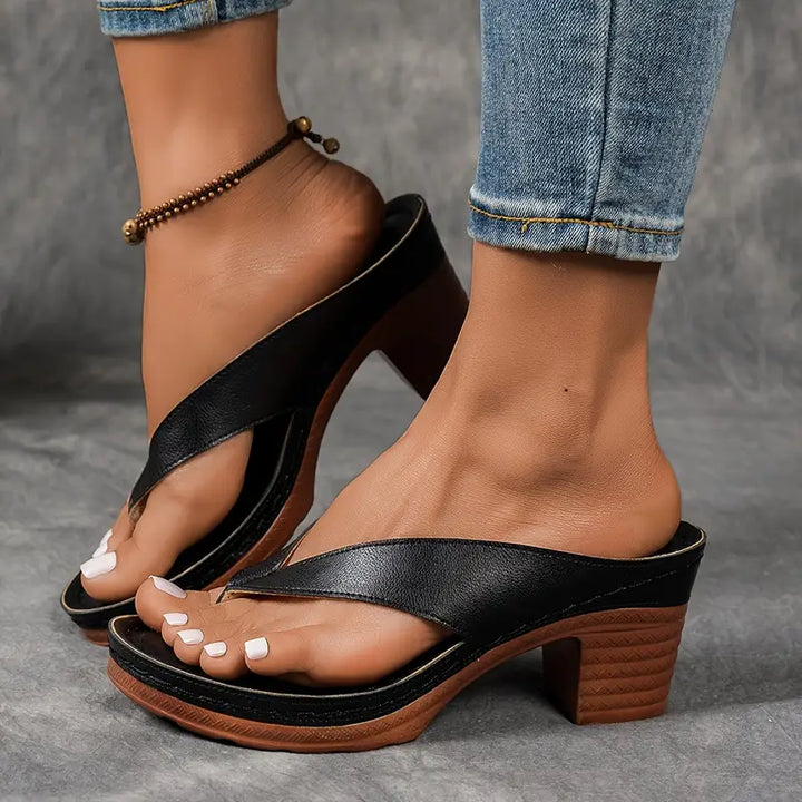 DELACROIX | Chic Comfort Sandals
