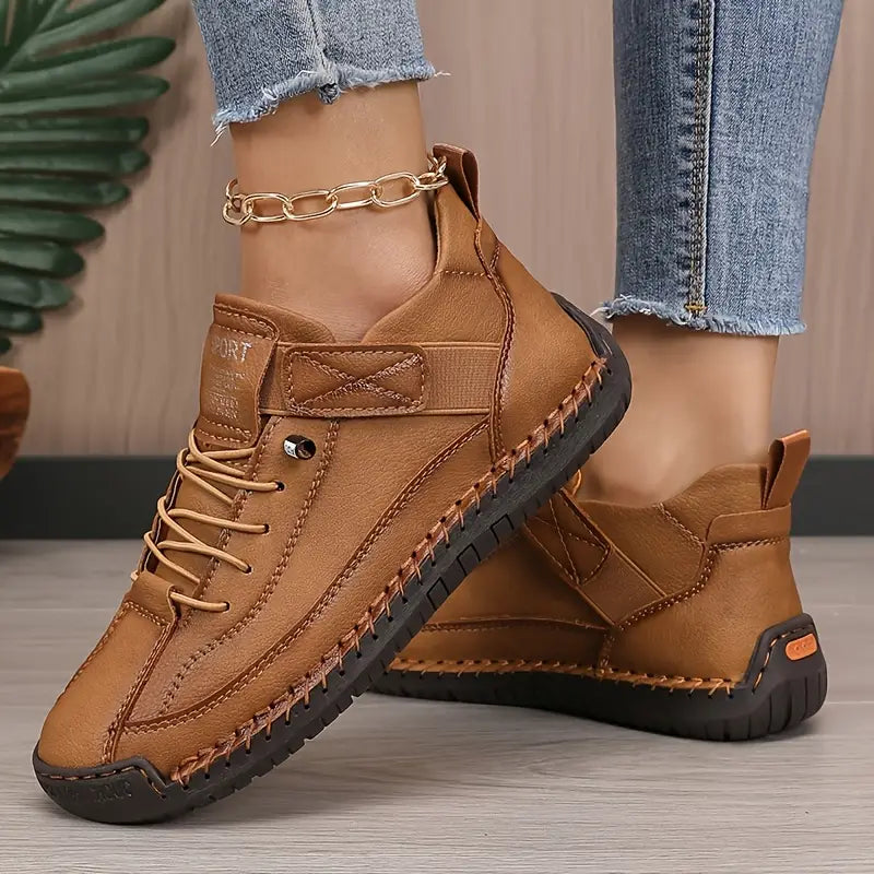 Emily™ - Comfortable Sneakers