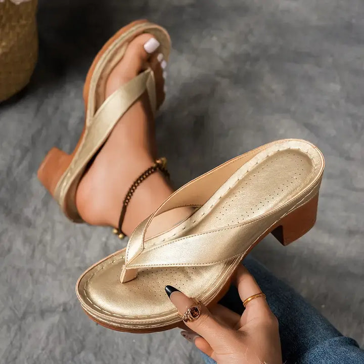 DELACROIX | Chic Comfort Sandals