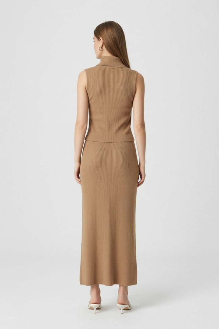Isabella | Elegant Brown Knit Skirt Set with Sophisticated Style - Lumina