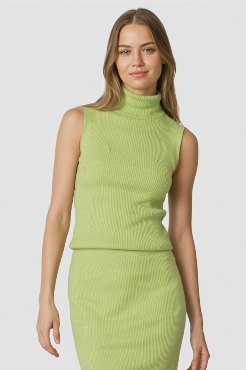 Isabella | Elegant Green Knit Skirt and Top Set with Flattering Fit - Lumina