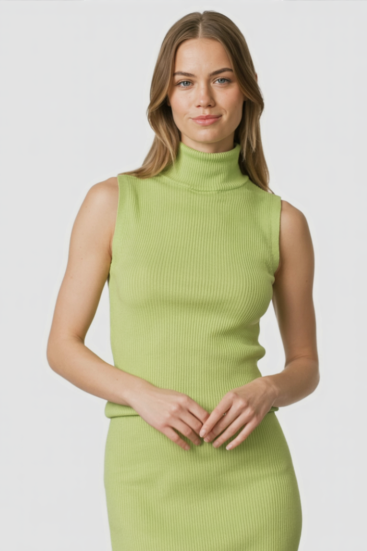 Isabella | Elegant Green Knit Skirt and Top Set with Flattering Fit - Lumina