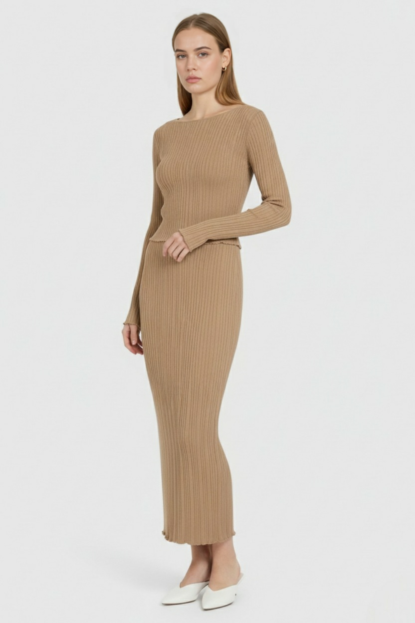 Isabella | Elegant Khaki Maxi Skirt Set with Slim Fit - Lumina