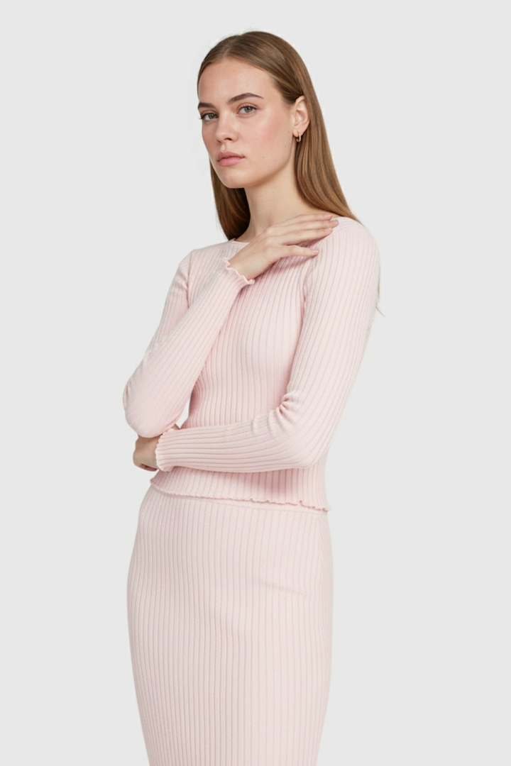 Isabella | Elegant Pink Maxi Skirt Set with Sophisticated Fit - Lumina