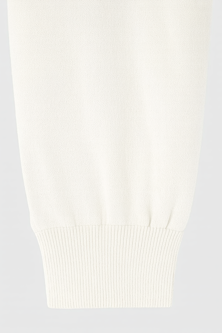 Serena | Casual Chic White Lounge Set with Modern Zipper Details - Lumina