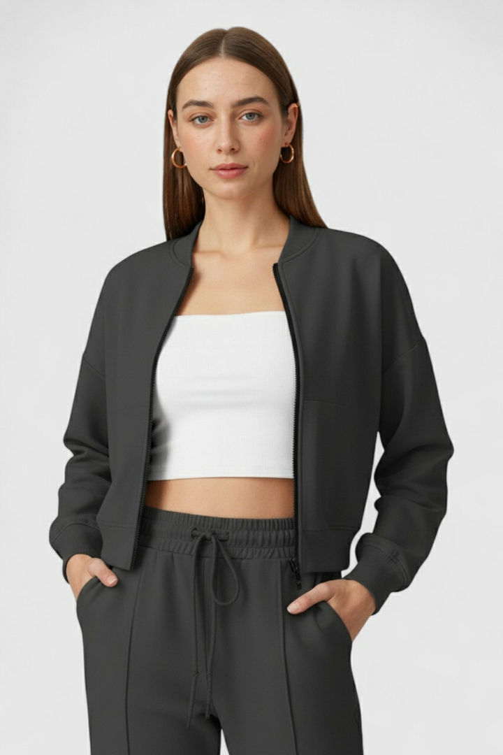 Serena | Casual Gray Hoodie Sweatpants Set with Modern Touch - Lumina