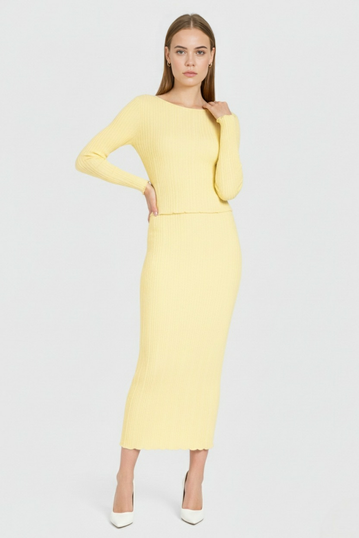Victoria | Elegant Yellow Knitted Maxi Skirt Set with Slim Fit - Lumina